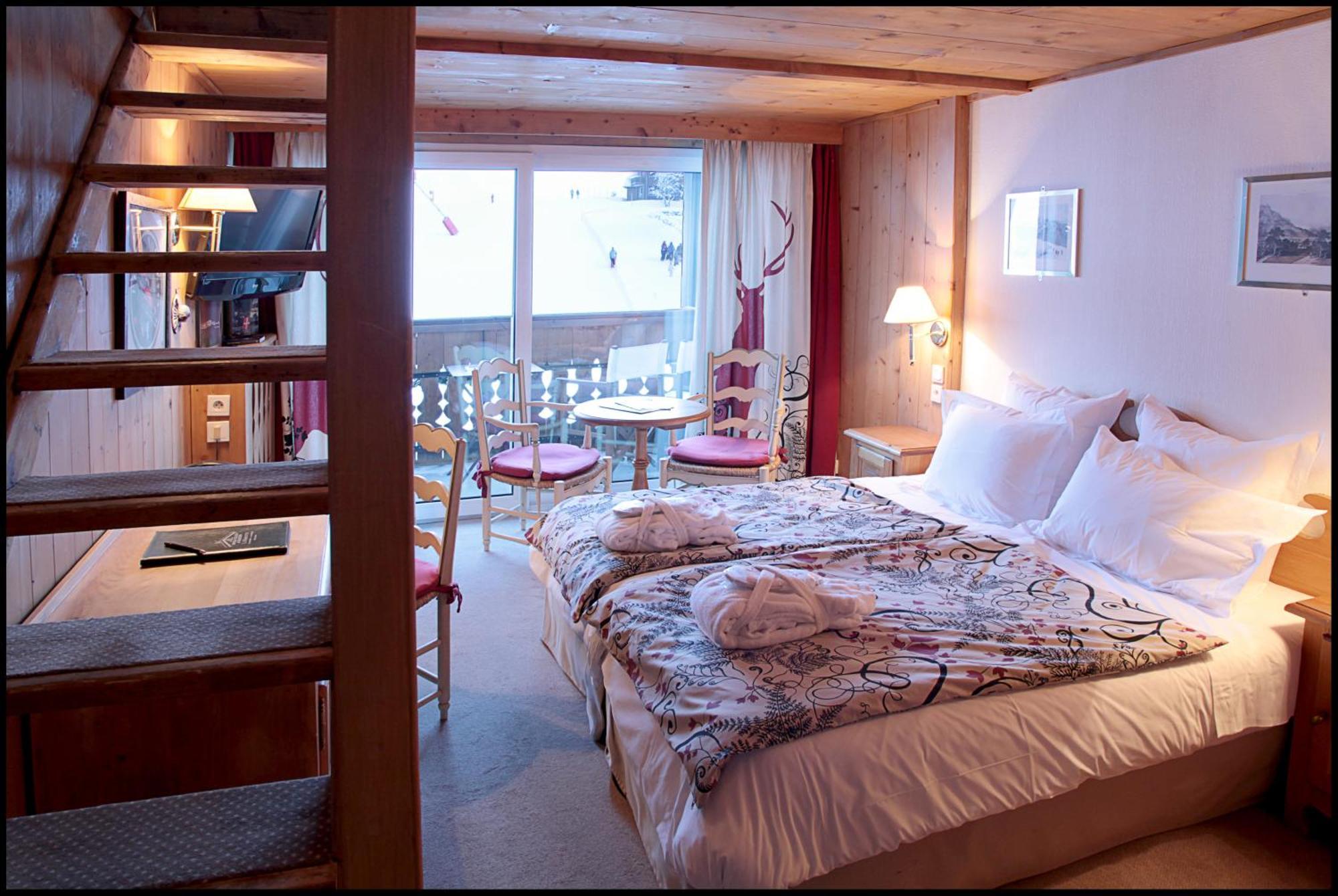 Chalet-Hotel La Marmotte, La Tapiaz & Spa, The Originals Relais Ле-Гет Экстерьер фото