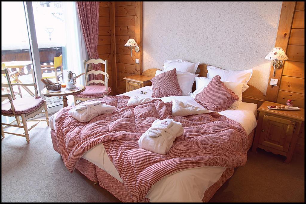 Chalet-Hotel La Marmotte, La Tapiaz & Spa, The Originals Relais Ле-Гет Номер фото