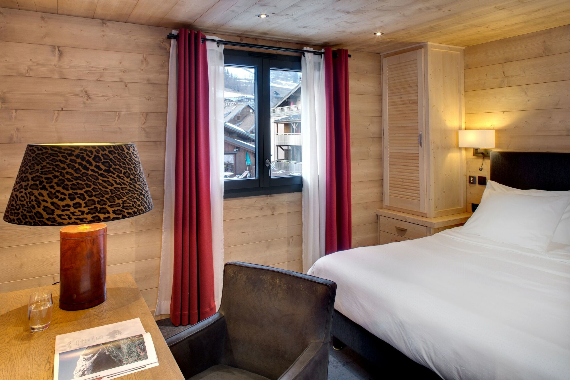 Chalet-Hotel La Marmotte, La Tapiaz & Spa, The Originals Relais Ле-Гет Экстерьер фото